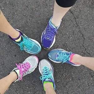 Meet your Posher, Elise